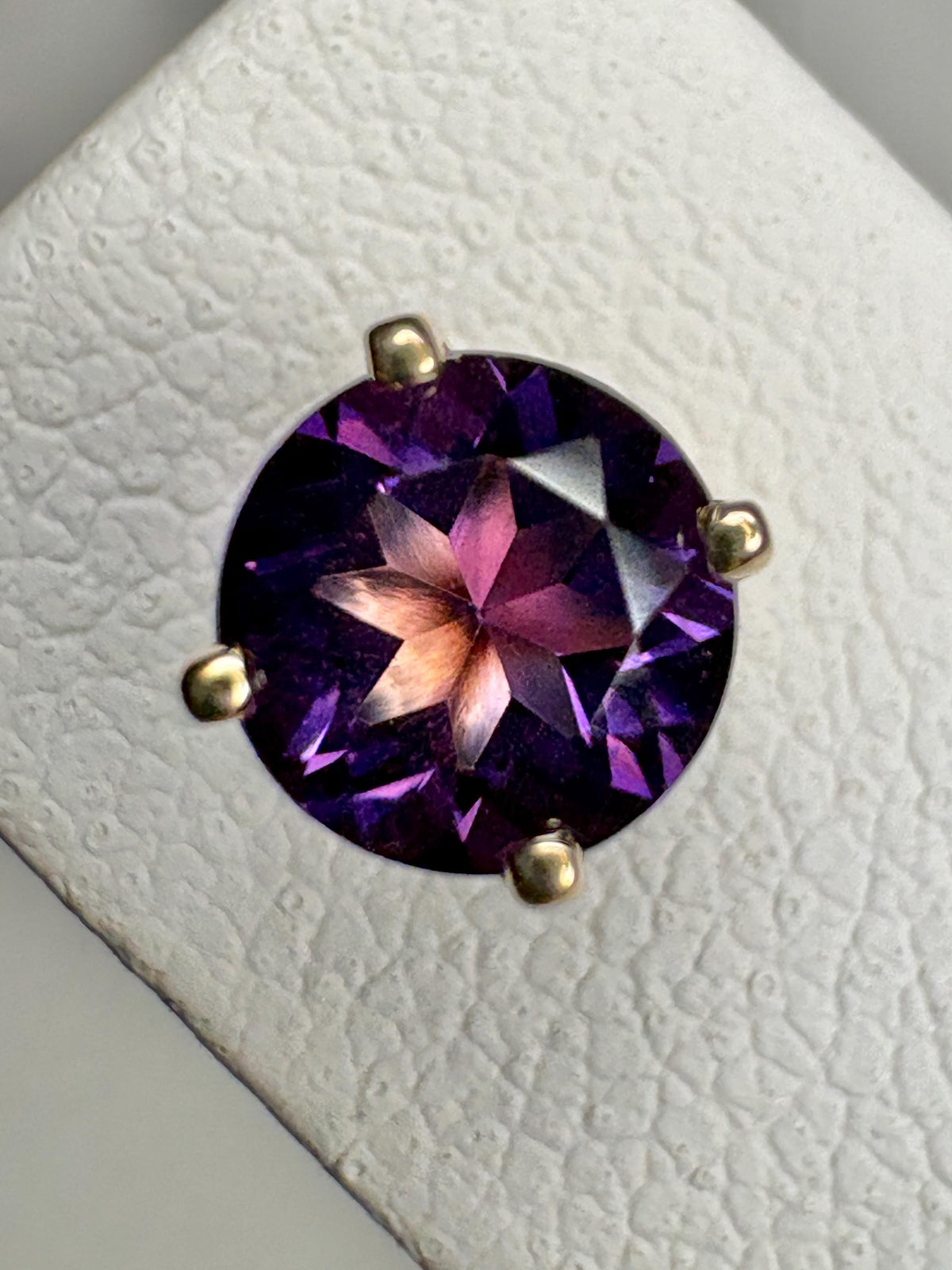 Amethyst Solitaire Stud Earrings Solid 14k Gold 5mm - NewLifeJewelryVault